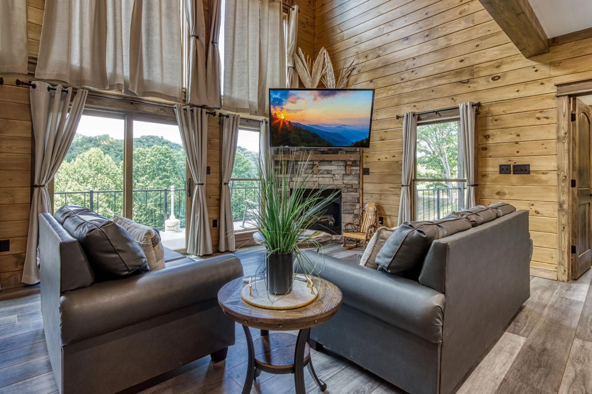 Alpine Splash - Luxury - Private Indoor Pool, Theatergaming, Large Yard, Pond, Basketball Court!!! Sevierville Exterior photo